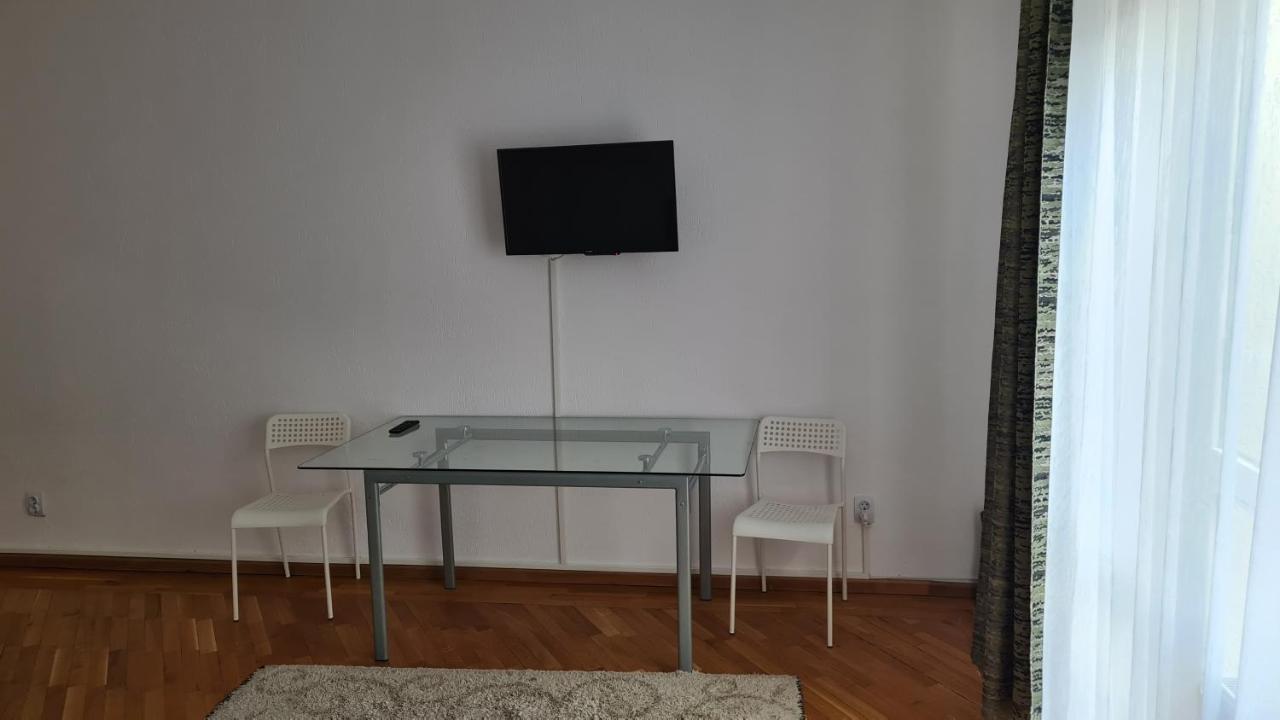 Bigcitty Rooms Cluj-Napoca Esterno foto