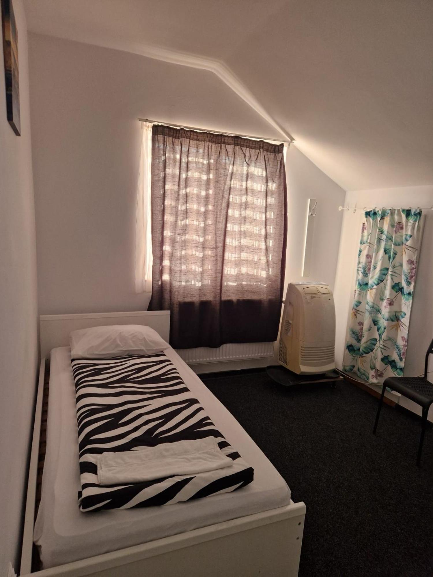 Bigcitty Rooms Cluj-Napoca Esterno foto