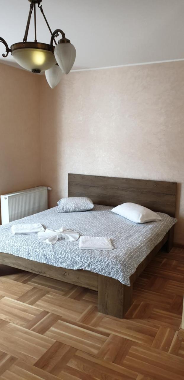 Bigcitty Rooms Cluj-Napoca Esterno foto
