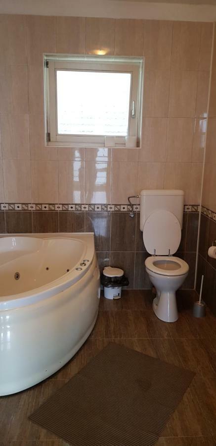 Bigcitty Rooms Cluj-Napoca Esterno foto